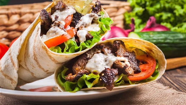 ساندويش شاورما لحمة