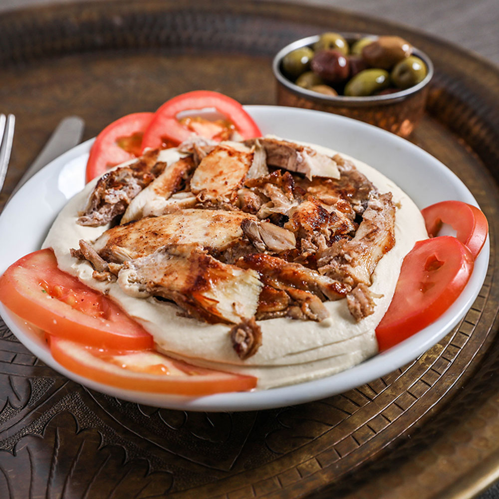 صحن شاورما مع حمص