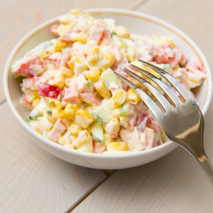 سلطة ذرة بالمايونيز